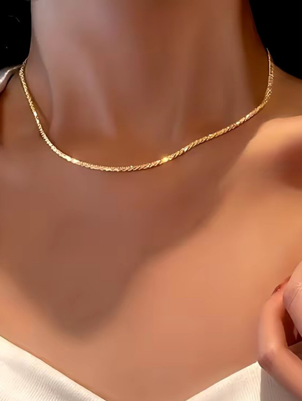18" Delicate Gold Twisted Chain Necklace - Women's Jewelry